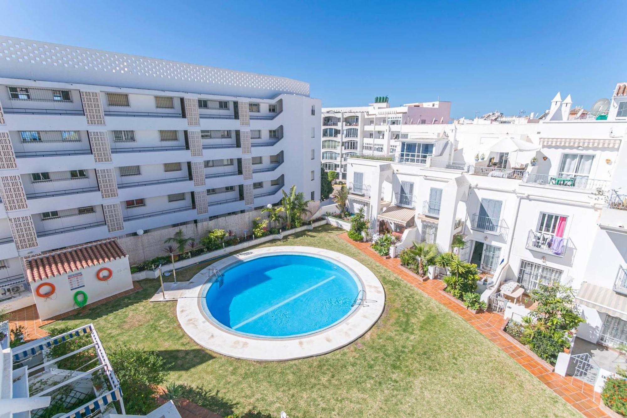 Canovas Nerja - Casa Adosada Con Piscina Los Huertos 6 Luaran gambar